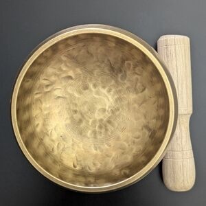 Handcrafted singing Bowl With Red Gift Box And Orange Pilow Set 8cm Nepal